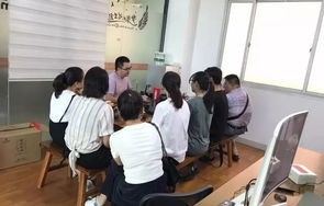 电子商务专业毕业做老师